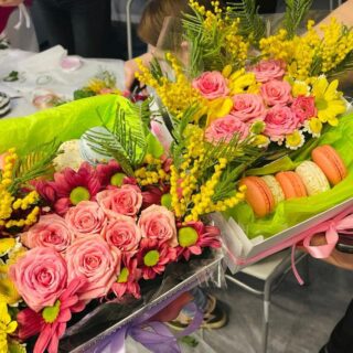 Цветы в коробке