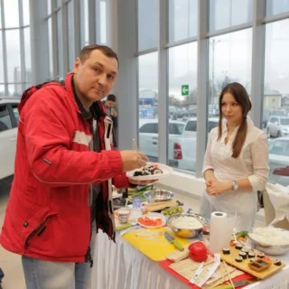Готовим роллы с Toyota